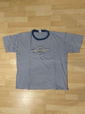 Vintage Chicago Graphic Ringer Tee in Navy and White